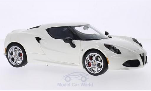 Diecast model cars Alfa Romeo 4C 1/18 AUTOart metallic white 2013 Alfa Romeo 4C 1/18 AUTOart metallic white 2013 diecast model cars
