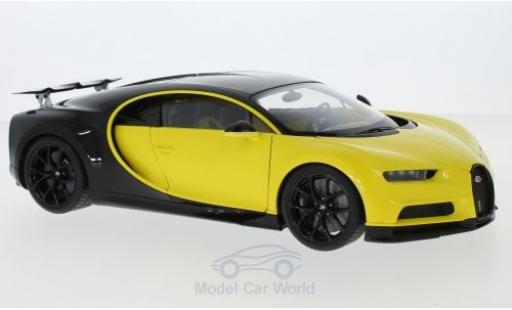 Diecast model cars Bugatti Chiron 1/18 AUTOart yellow/black 2017 Bugatti Chiron 1/18 AUTOart yellow/black 2017 diecast model cars