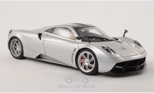 Diecast model cars Pagani Huayra 1/18 AUTOart metallic grey 2011 Pagani Huayra 1/18 AUTOart metallic grey 2011 diecast model cars