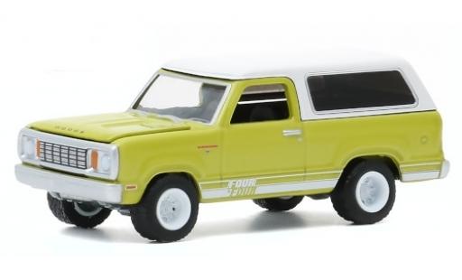 Diecast model cars Dodge RAM 1/64 Greenlight Ramcharger green/white 1977 Dodge RAM 1/64 Greenlight Ramcharger green/white 1977 diecast model cars