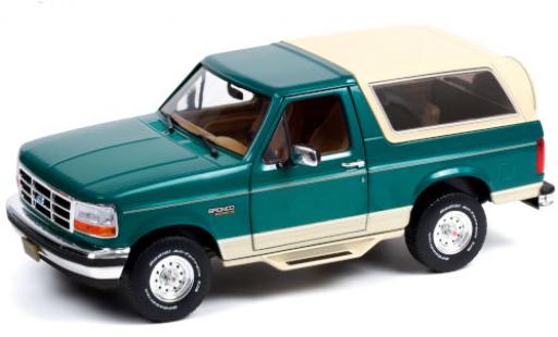 Diecast model cars Ford Bronco 1/18 Greenlight Eddie Bauer Edition green/beige 1993 Ford Bronco 1/18 Greenlight Eddie Bauer Edition green/beige 1993 diecast model cars