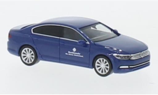 Diecast model cars Volkswagen Passat 1/87 Herpa Limousine blue Bundeswehr Fuhrpark Service Volkswagen Passat 1/87 Herpa Limousine blue Bundeswehr Fuhrpark Service diecast model cars