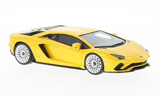 Diecast model cars Lamborghini Aventador 1/43 Look Smart S metallic yellow Lamborghini Aventador 1/43 Look Smart S metallic yellow diecast model cars