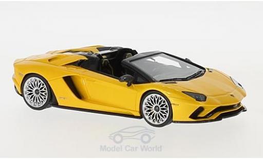 Diecast model cars Lamborghini Aventador Roadster 1/43 Look Smart S Roadster metallic yellow Lamborghini Aventador Roadster 1/43 Look Smart S Roadster metallic yellow diecast model cars
