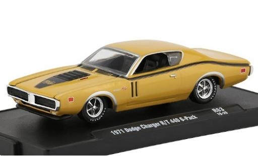 Diecast model cars Dodge Charger 1/64 M2 Machines R/T 440 6-Pack beige/black 1971 Dodge Charger 1/64 M2 Machines R/T 440 6-Pack beige/black 1971 diecast model cars