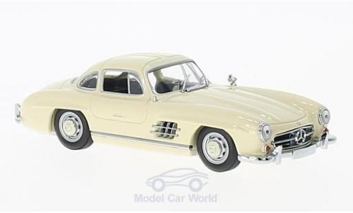 Diecast model cars Mercedes 300 SL 1/43 Maxichamps SL (W198I) beige 1955 Mercedes 300 SL 1/43 Maxichamps SL (W198I) beige 1955 diecast model cars