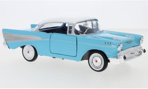 Diecast model cars Chevrolet Bel Air 1/24 Motormax blue/white 1957 Chevrolet Bel Air 1/24 Motormax blue/white 1957 diecast model cars
