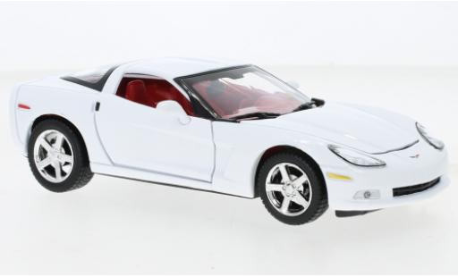 Diecast model cars Chevrolet Corvette 1/24 Motormax (C6) white 2005 Chevrolet Corvette 1/24 Motormax (C6) white 2005 diecast model cars