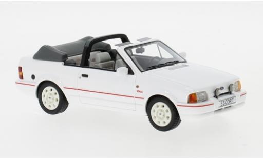 Diecast model cars Ford Escort 1/43 Neo MKIV XR3i Cabriolet white 1986 Ford Escort 1/43 Neo MKIV XR3i Cabriolet white 1986 diecast model cars