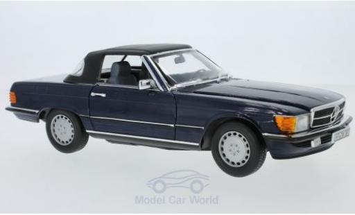 Diecast model cars Mercedes 300 SL 1/18 Norev SL (R 107) metallic blue 1986 Verdeck liegt ein Mercedes 300 SL 1/18 Norev SL (R 107) metallic blue 1986 Verdeck liegt ein diecast model cars