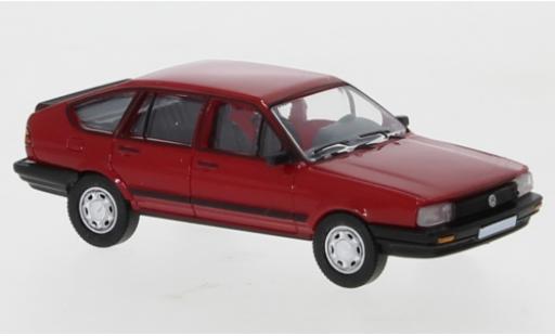 Diecast model cars Volkswagen Passat 1/87 PCX87 B2 red 1985 Volkswagen Passat 1/87 PCX87 B2 red 1985 diecast model cars