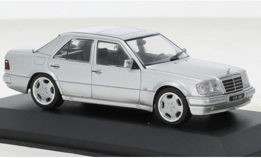 Diecast model cars Mercedes Classe E 1/43 Solido E60 (W124) AMG d 1990 Mercedes Classe E 1/43 Solido E60 (W124) AMG d 1990 diecast model cars
