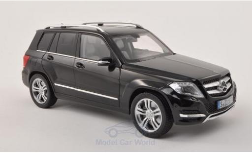 Diecast model cars Mercedes Classe GLK 1/18 Welly black 2013 GTA Edition ohne Vitrine Mercedes Classe GLK 1/18 Welly black 2013 GTA Edition ohne Vitrine diecast model cars