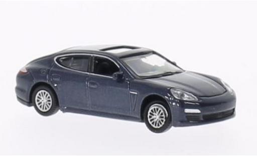 Diecast model cars Porsche Panamera S 1/87 Welly S metallic blue Porsche Panamera S 1/87 Welly S metallic blue diecast model cars