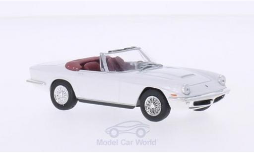 Diecast model cars Maserati Mistral 1/43 WhiteBox Spyder white Maserati Mistral 1/43 WhiteBox Spyder white diecast model cars