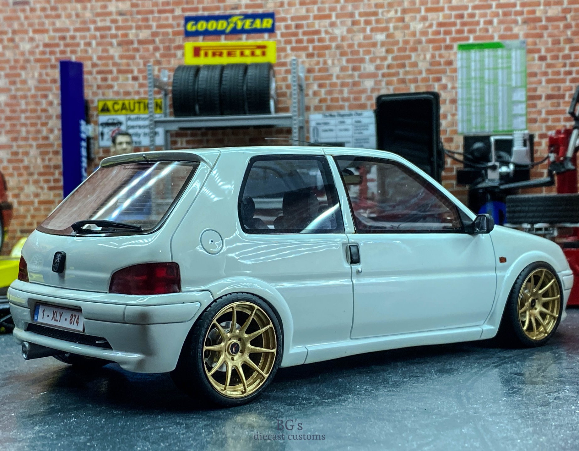 Diecast model cars Peugeot 106 S16 1 18 Ottomobile Alldiecast.us