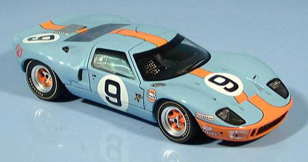 Diecast model cars Ford GT40 1/18 Cult Scale Models MK III
