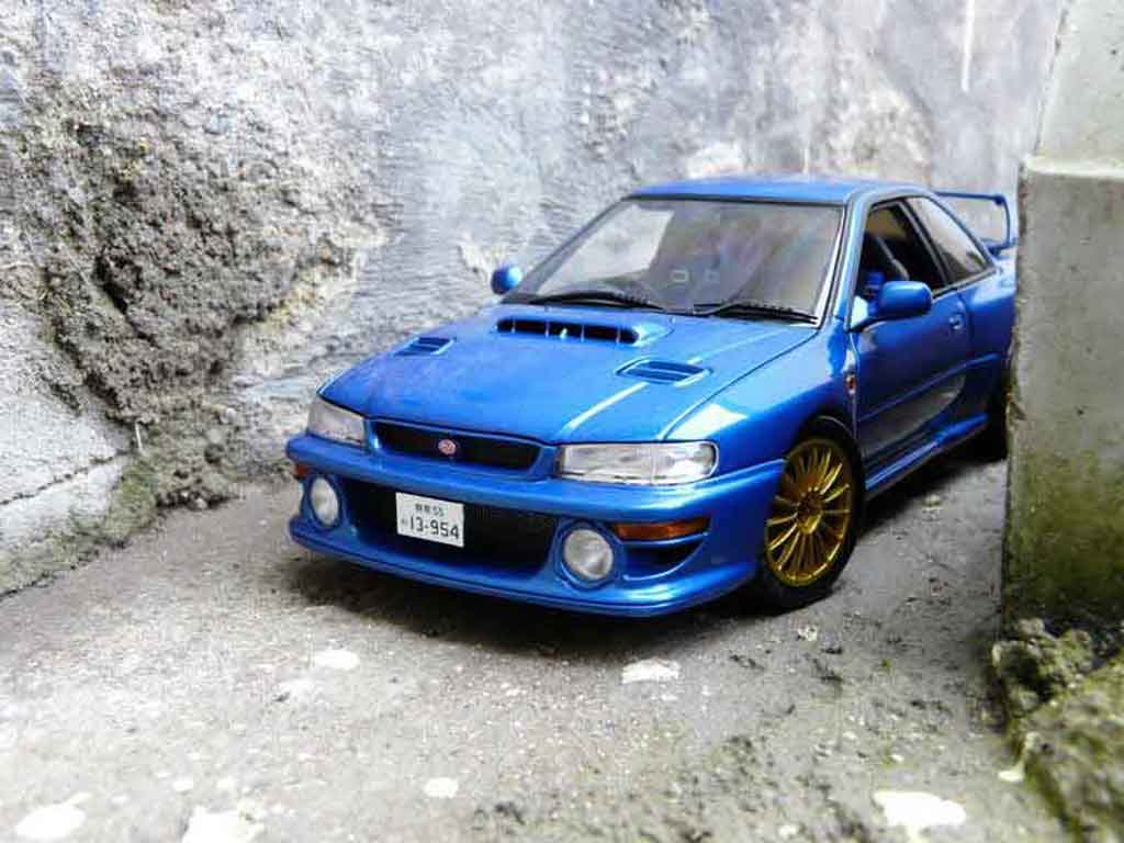 Diecast model cars Subaru Impreza 22B 1 18 Autoart 22B jantes