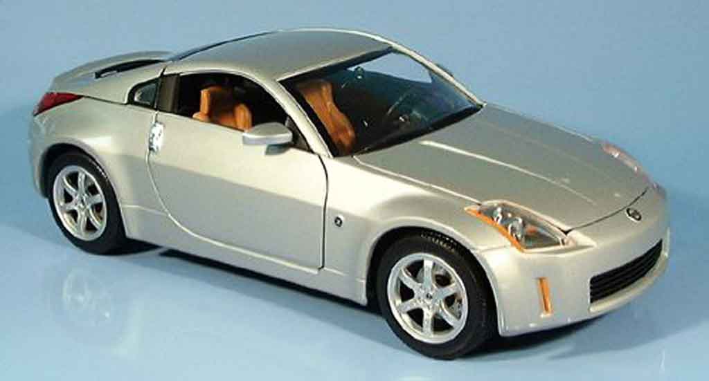 Diecast model cars Nissan 350Z 1/43 Ebbro Fairlady grey metallisee Coupe  Facelift 2005 
