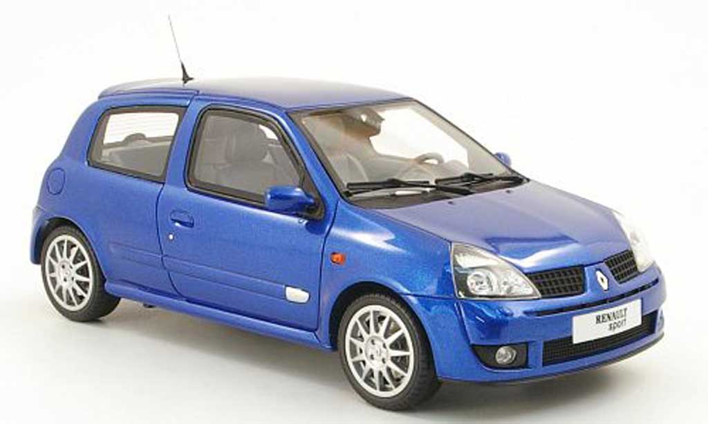 Renault Clio 2 phase 2 V6 2003 OttOmobile 1/18