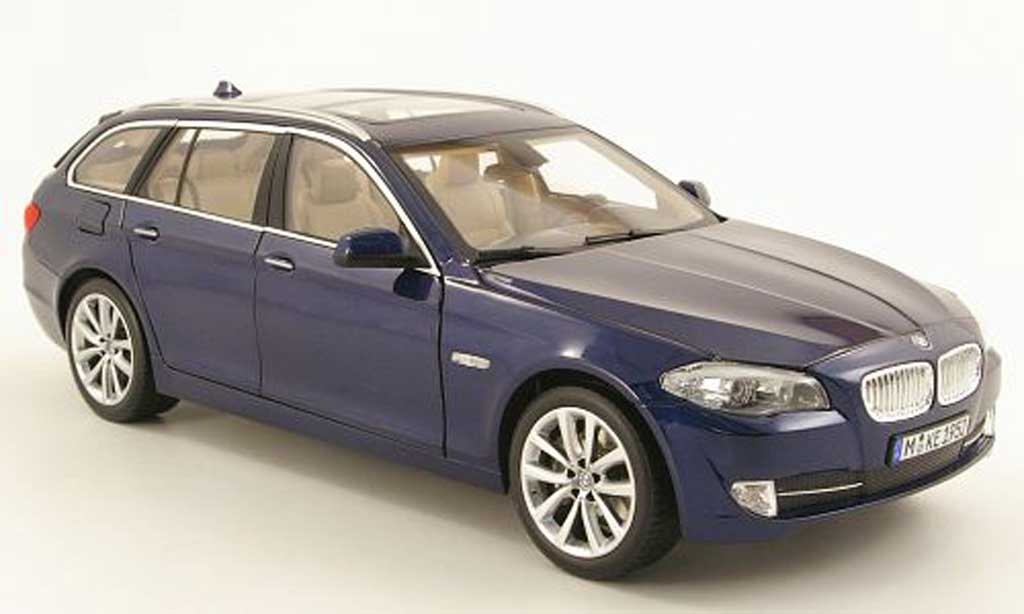 KYOSHO Facelift E60 BMW 550-i 5-Series Modellauto 1:18