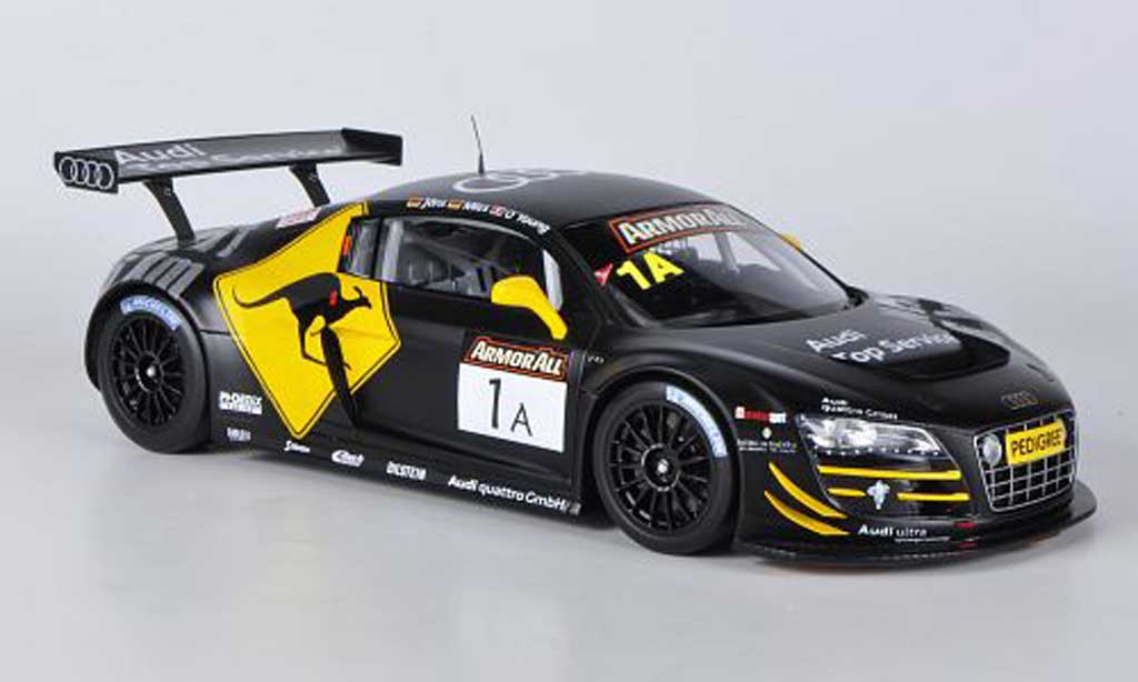 Diecast model cars Audi R8 1/18 Spark LMS GT3 No.46 Sport