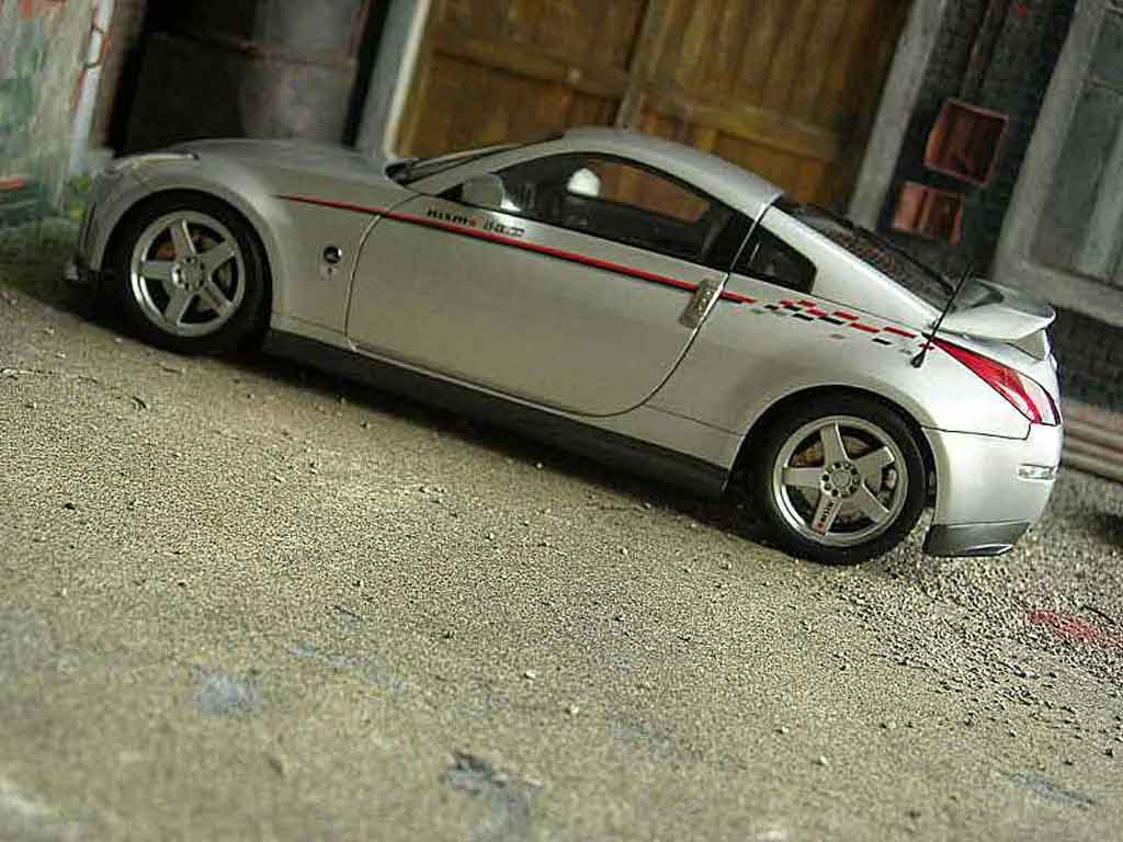 Diecast model cars Nissan 350Z 1/43 Ebbro Fairlady grey metallisee Coupe  Facelift 2005 