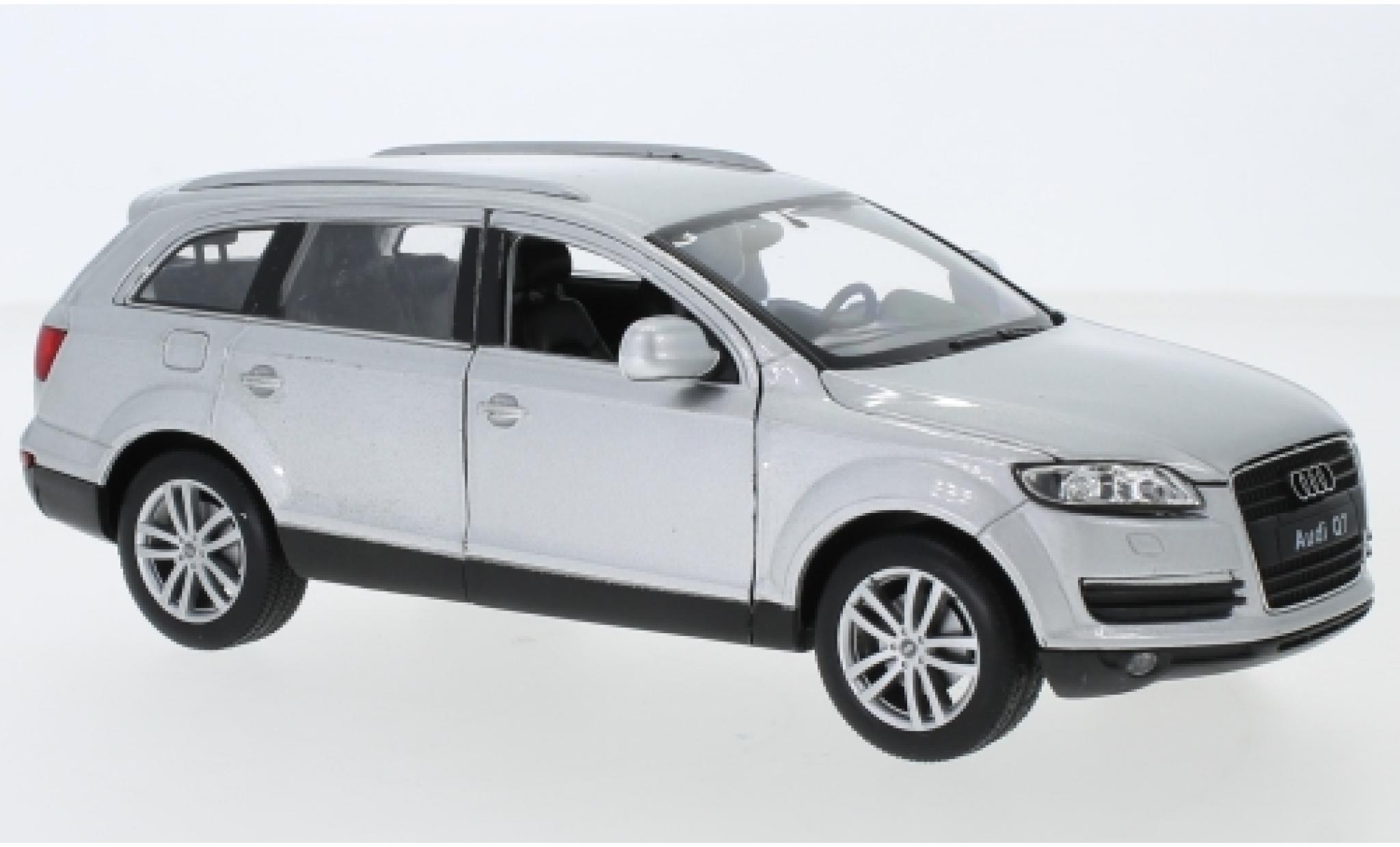 Audi Q7 1/24 Welly silber 1:24 diecast model cars
