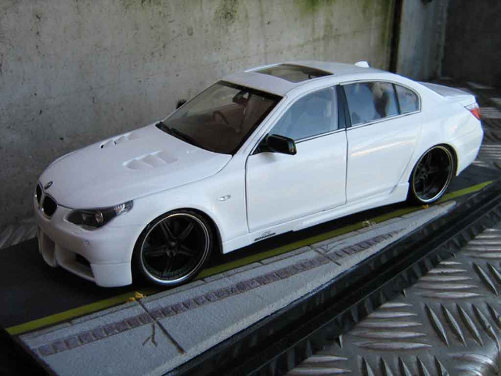 Diecast Model Cars - 1:18 - BMW E60 M-Paket Bodykit 