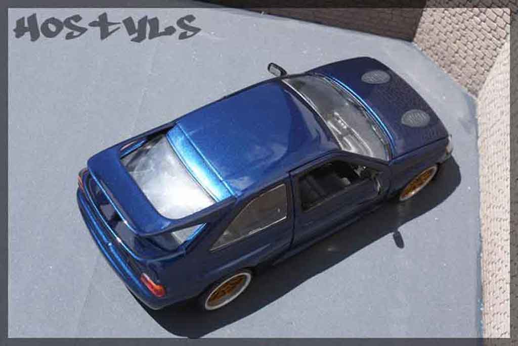 Ford Escort Cosworth 1/18 Ut Models Cosworth serie limite miki biasion