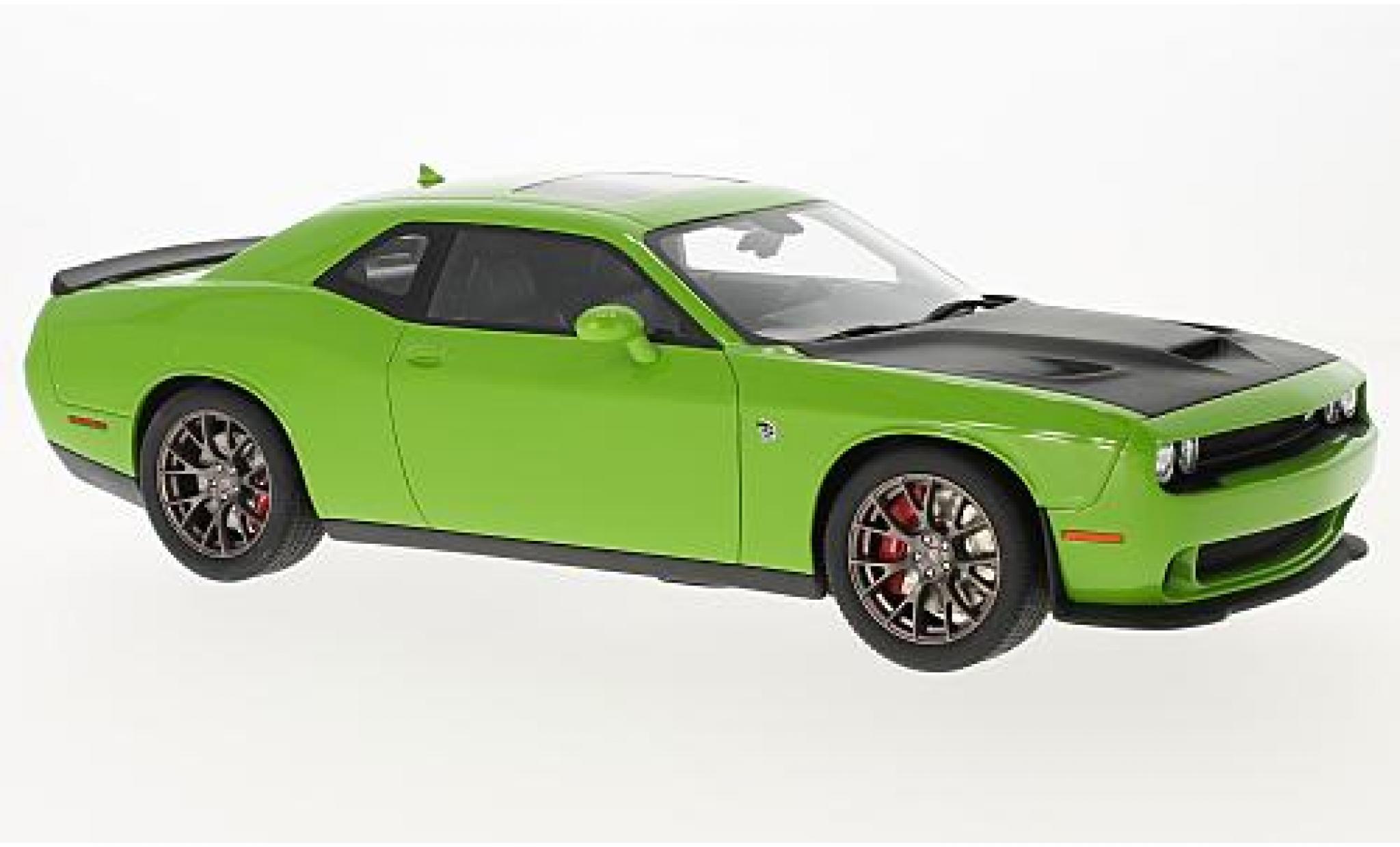 Diecast model cars Dodge Challenger 1/18 GT Spirit Hellcat SRT green/black  2016 