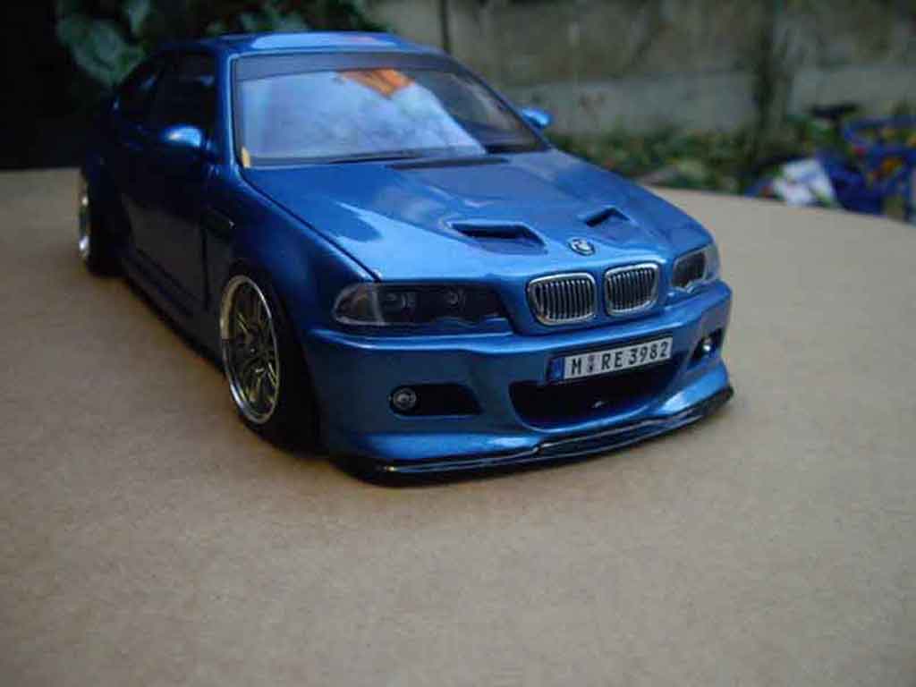 Diecast model cars Bmw M3 E46 1/18 Autoart tuning E46 kit