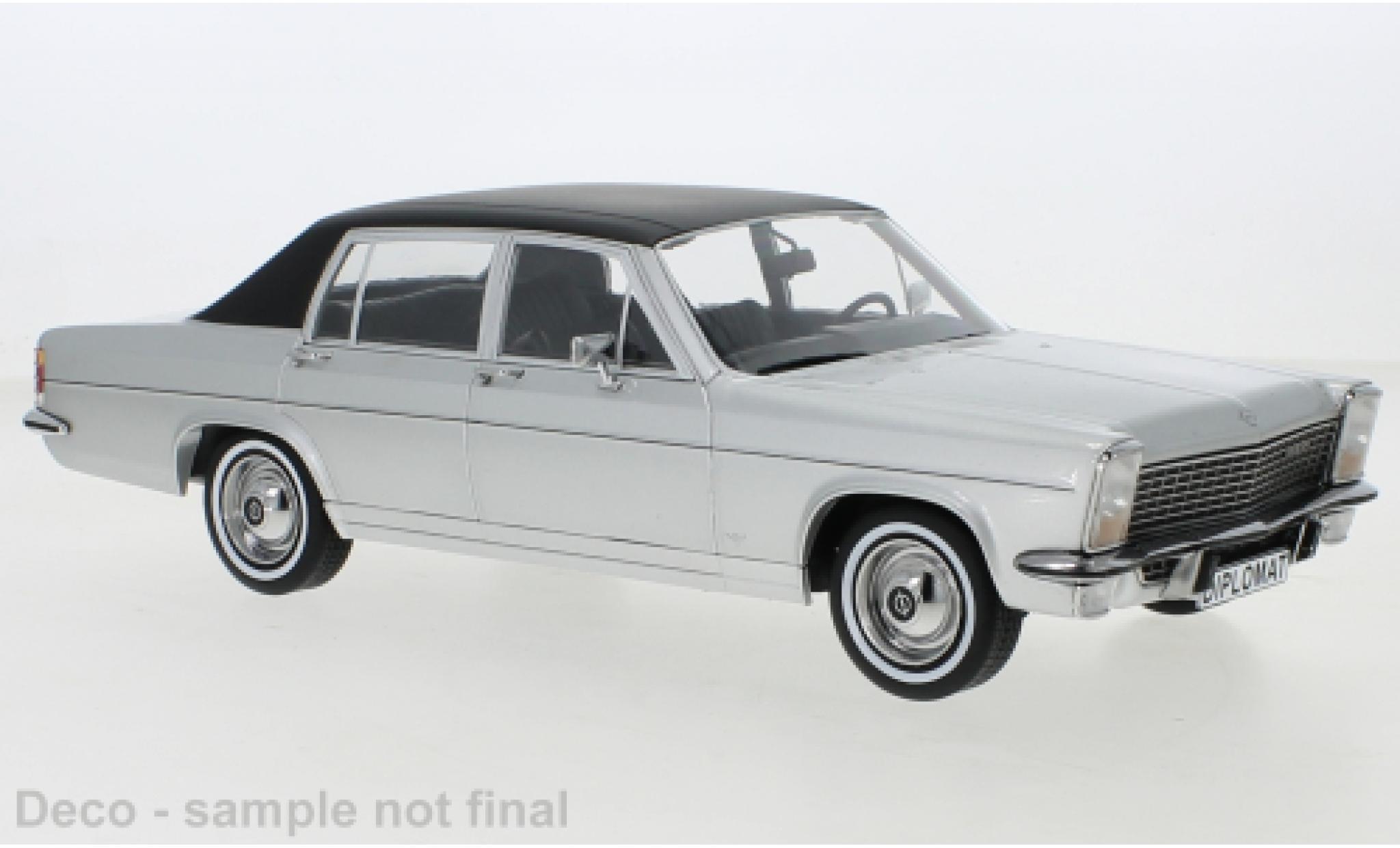 Diecast model cars Opel Diplomat 1/18 MCG B metallise blue foncé