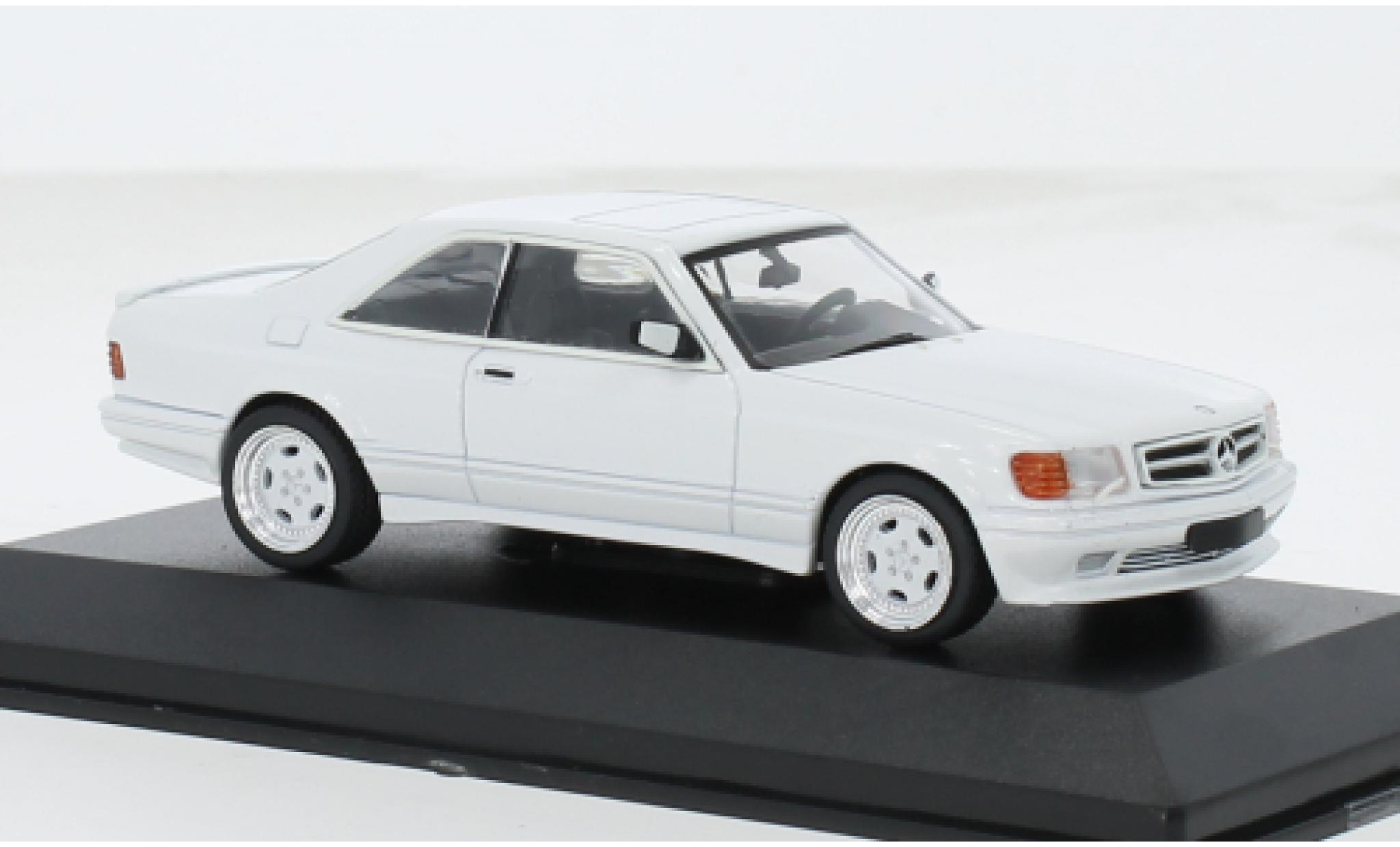Mercedes 560 1/43 Solido SEC (C126) AMG Wide Body weiss 1:43 diecast model cars