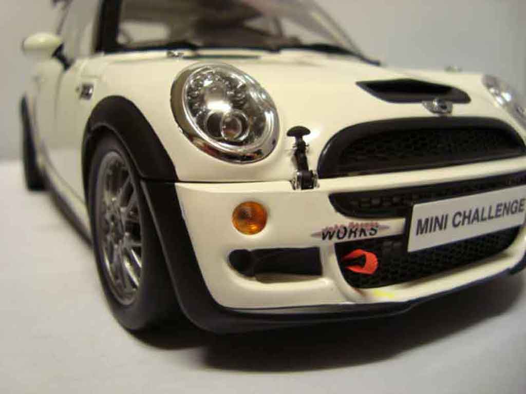 Diecast model cars Mini Cooper JCW 1/18 Kyosho JCW (R56