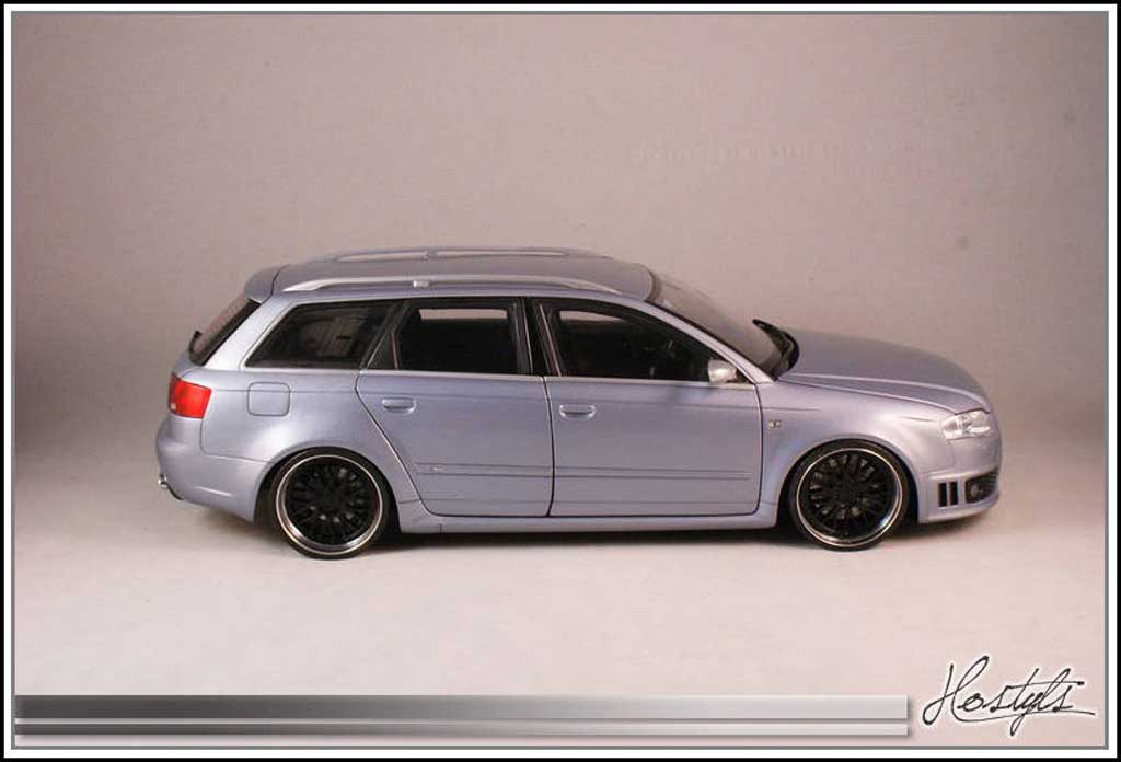 Diecast model cars Audi RS4 1/18 Kyosho B7 on BBS 