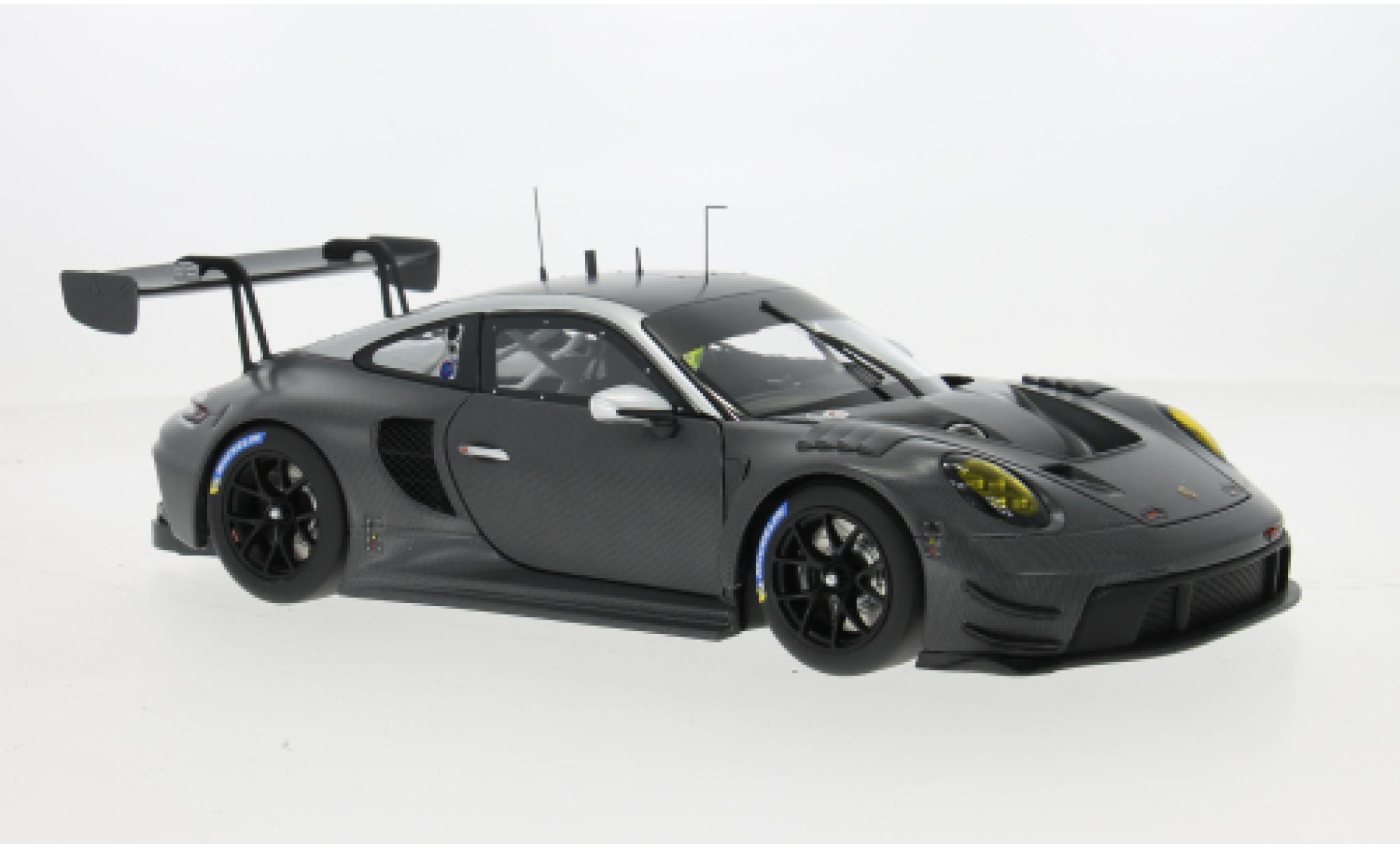 Porsche 992 GT3 R 1/18 Minichamps 911  carbon 1:18 diecast model cars
