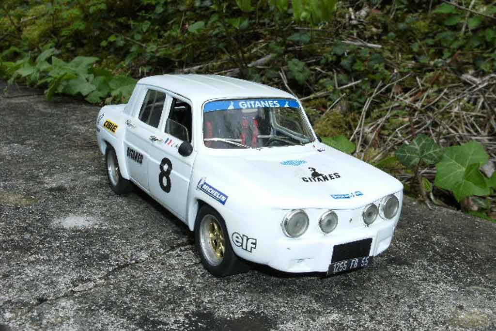 Renault 8 Gordini 1/18 Solido Gordini white jantes larges et kit carrosserie dinacar