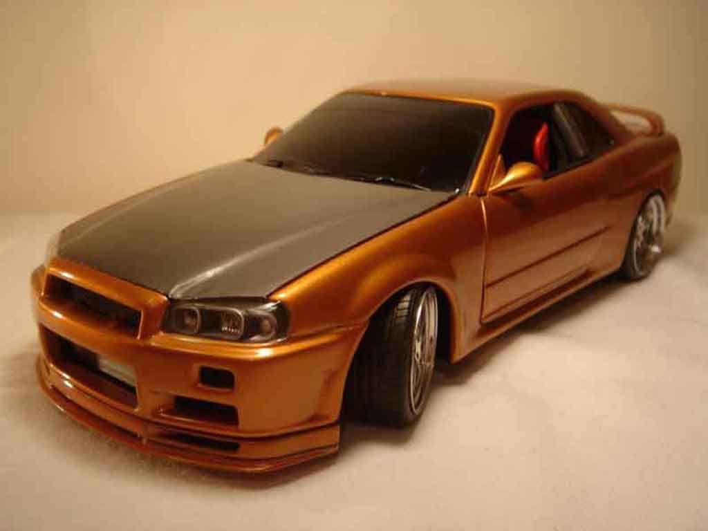 Diecast model cars Nissan Skyline R34 1/18 Ignition Model