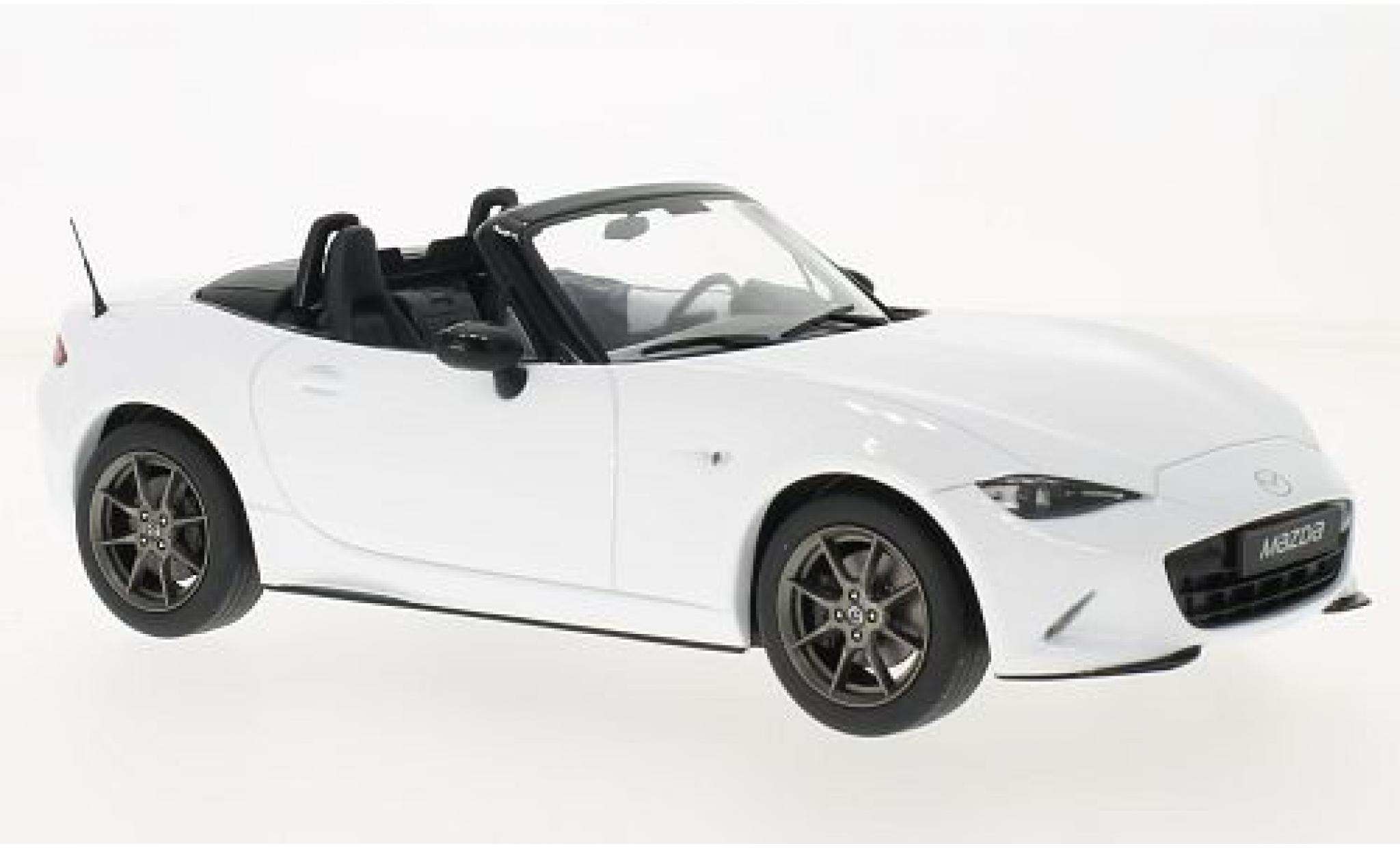 Diecast model cars Mazda MX5 1 18 Triple 9 Collection white 2015