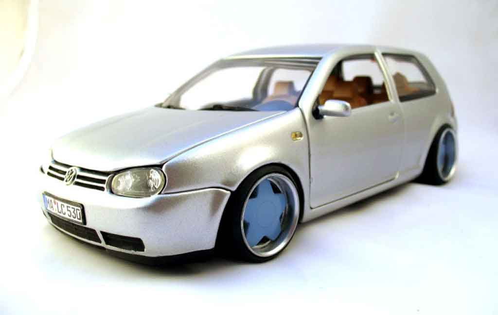 Volkswagen Golf 4 GTI 1/18 Revell 4 GTI german look jantes borbet type a tuning diecast model cars
