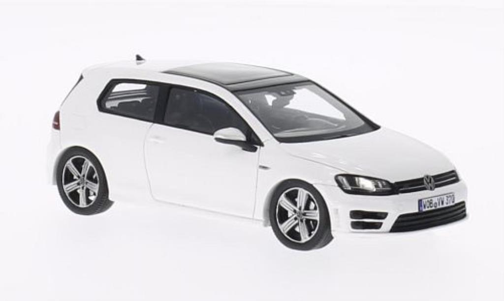 Diecast model cars Volkswagen Golf VII 1/43 Spark VII R white 2013