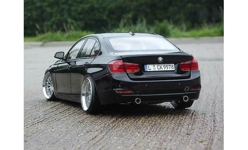 Bmw 335 berline 1/18 Paragon F30 3er Limousine black jantes 20 pouces diecast model cars