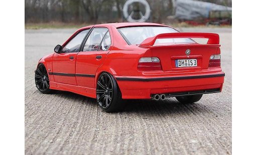 Bmw 318 tuning 1/18 Ut Models E36 is red jantes M3 E92 et swap moteur M3 E36 diecast model cars
