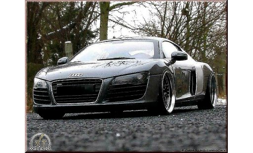 Audi R8 4.2 fsi 1/18 Maisto . v8 grey antracite jantes 21 pouces prepa moteur diecast model cars