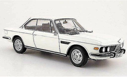 Bmw 3.0 CSi 1/18 Autoart e9 coupe white 1971 diecast model cars