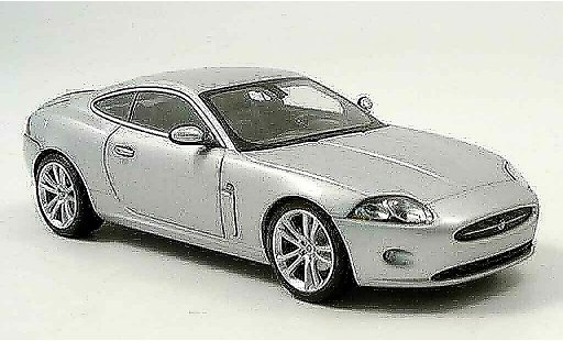 Jaguar XK coupe 1/43 Minichamps grey metallisee 2005 diecast model cars