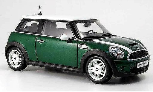 Mini Cooper D 1/18 Kyosho green et bandes whites diecast model cars