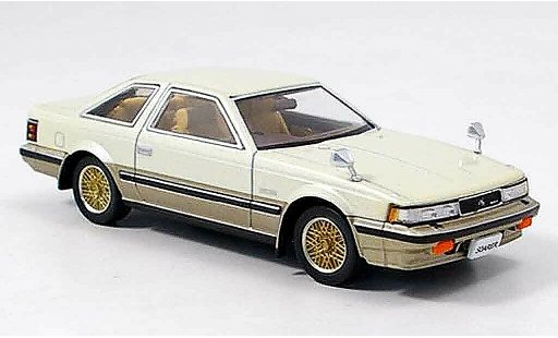 Toyota Soarer 2800 GT 1/43 Aoshima liaveced beige 1982 diecast model cars