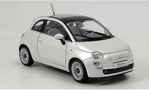Fiat 500 Base 1/18 Norev white 2007 diecast model cars
